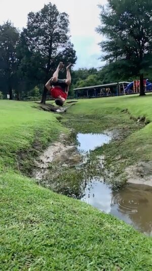 Nidal Ajib Instagram - I just had to try...good thing I didn’t slip🤣🤣🤣

#flipsandtricks #fun