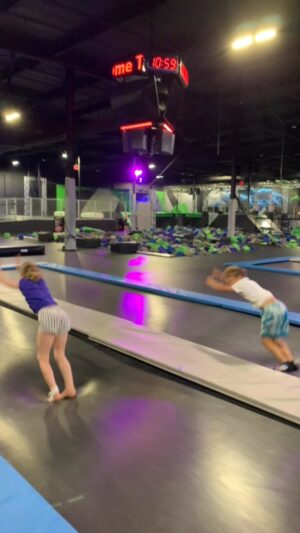 Nidal Ajib Instagram - Do you agree that the whole combo with @saysaymatter was in sync? 

...how did we go in different directions at the last bounce🤣🤣🤣🤣

#tumbling #trampoline