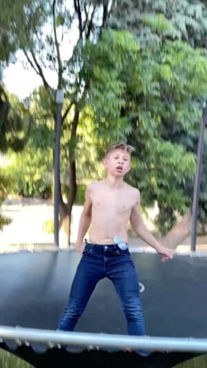Nidal Ajib Instagram - “I’m good”😂 
🎥: @brett_lee__ @berg_masters_of_bounce @bergtoys #flips#flipping#bergtoys#flippingfeed##tricking#tumbling#gymnastics#cheer