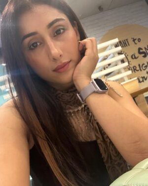 Nidhi Bhavsar Instagram - 😌