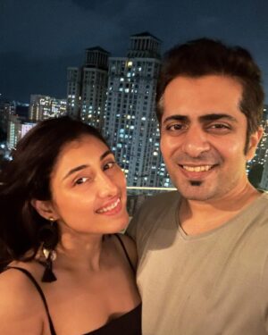 Nidhi Bhavsar Instagram - Why can’t life be this easy, breezy and beautiful.. ?
May be it inherently is.. May all that is left.. is to realise 😊
