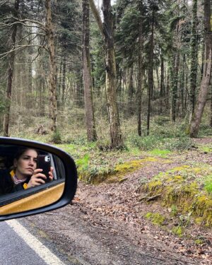 Nihan Aslı Elmas Instagram - Doğa çağırdığı zaman gideceksin… #naturelovers #ontheroad #aygensrocks 🌳🦌🦊🦔🌲