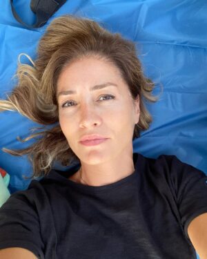 Nihan Aslı Elmas Instagram - Yaz bitmedi… ❤️😎💕🎉🥳#summerlovin