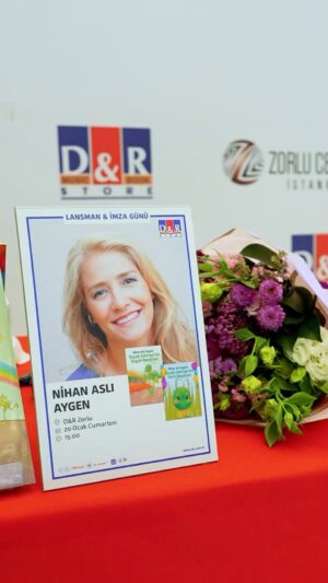 Nihan Aslı Elmas Instagram - Bu özel günümde beni yalnız bırakmayıp yanımda olan tüm dostlarıma, yürekten teşekkür ederim. İyi ki varsınız ❤️🦗🌸🌳
@kucukcekirge nin maceralarına ilk şahit olanlar siz olduğunuz için ayrıca mutluyum. Sizi çok seviyorum 🙏🏻🙏🏻🙏🏻❤️❤️❤️

@murataygen @eksikparcacocuk @nalandr @dr_dunyasi @denizavcier @kucukcekirge #nillehayatbambaşka #küçükçekirgeninmaceraları #küçükçekirgeninbüyükmacerası #çocukkitapları #childrensbooks #grasshopper #childrenliterature #murataygen #nihanasliaygen #drdunyasi