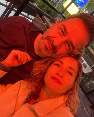 Nihan Aslı Elmas Instagram - Aşk…❤️❤️❤️ @murataygen