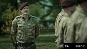 Nihat Altınkaya Instagram - Tüm Annelerimizin ellerinden öper Anneler Gününü Kutlarım...🌹💐🌺
#SÖZ'ün annelerimize özel yeni tanıtımı!
#SÖZ yeni bölümüyle Pazartesi 20:00'de @startv'de!