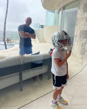 Nik Richie Instagram - This is 45. Happy Birthday @shahabelmi - Our journey has not been easy, it’s not for the weak. Everyday we battle for a better life for our kids, family and for people. You refuse defeat at all costs, you are the dog in underdog! Your heart is unmatched, your love should be studied. I could go on and on. The way you champion your wife is unparalleled. I need to tell you two things knowing that the second means more: 
1. I love you brother. 
2. You won the game of life, everything now is the bonus round. The flames in these fires are not real. Live it. ❤️