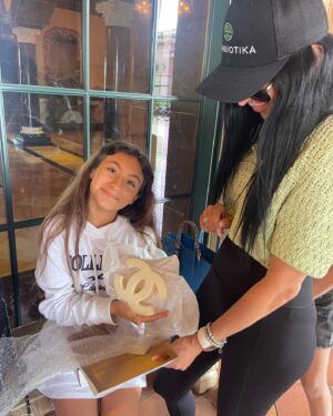 Nik Richie Instagram - Yesterday was a dream. Blessed to have amazing friends/fam and for my kids to have even more amazing friends/fam. Happy 11th B-Day Yazzy-E ❤️ - FYI the pup my daughter @presslamas_richie is holding is named DIOR. She is a fan favorite 🤍 and my son @kinglyonrichie is boss vibes 24-7 🦁. Last shoutout because it’s the most epic party gift @duranaelmi with the @chanelofficial candles for the win.