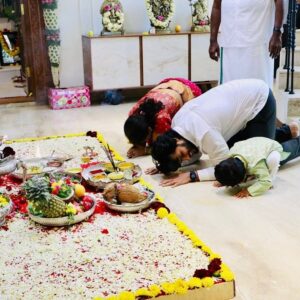 Nikhil Kumar Instagram - ನಾಡಿನ ಸಮಸ್ತ ಜನತೆಗೆ ವರಮಹಾಲಕ್ಷ್ಮಿ ಹಬ್ಬದ ಹಾರ್ದಿಕ ಶುಭಾಶಯಗಳು.. 
ಮಹಾಲಕ್ಷ್ಮಿ ಎಲ್ಲರಿಗೂ ಸಕಲ ಐಶ್ವರ್ಯ ಸಂಪತ್ತನ್ನು ನೀಡಿ ಆಶೀರ್ವದಿಸಲೆಂದು ಪ್ರಾರ್ಥಿಸುತ್ತೇನೆ.