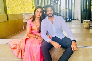 Nikhil Kumar Instagram - ನಾಡಿನ ಸಮಸ್ತ ಜನತೆಗೆ ವರಮಹಾಲಕ್ಷ್ಮಿ ಹಬ್ಬದ ಹಾರ್ದಿಕ ಶುಭಾಶಯಗಳು.. 
ಮಹಾಲಕ್ಷ್ಮಿ ಎಲ್ಲರಿಗೂ ಸಕಲ ಐಶ್ವರ್ಯ ಸಂಪತ್ತನ್ನು ನೀಡಿ ಆಶೀರ್ವದಿಸಲೆಂದು ಪ್ರಾರ್ಥಿಸುತ್ತೇನೆ.