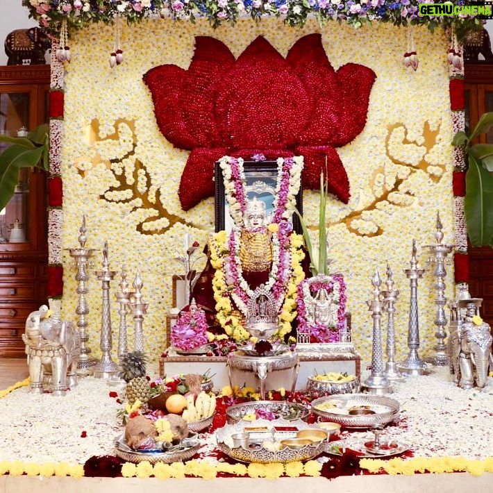 Nikhil Kumar - 170.8K Likes - ನಾಔಿನ ą²øą²®ą²øą³ą²¤ ą²ą²Øą²¤ą³ą²ą³ ą²µą²°ą²®ą²¹ą²¾ą²²ą²ą³ą²·ą³ą²®ą²æ ą²¹ą²¬ą³ą²¬ą²¦ ą²¹ą²¾ą²°ą³ą²¦ą²æą² ą²¶ą³ą²ą²¾ą²¶ą²Æą²ą²³ą³..
ą²®ą²¹ą²¾ą²²ą²ą³ą²·ą³ą²®ą²æ ą²ą²²ą³ą²²ą²°ą²æą²ą³ ą²øą²ą²² ą²ą²¶ą³ą²µą²°ą³ą²Æ ą²øą²ą²Ŗą²¤ą³ą²¤ą²Øą³ą²Øą³ ą²Øą³ą²”ಿ ą²ą²¶ą³ą²°ą³ą²µą²¦ą²æą²øą²²ą³ą²ą²¦ą³ ą²Ŗą³ą²°ą²¾ą²°ą³ą²„ą²æą²øą³ą²¤ą³ą²¤ą³ą²Øą³.