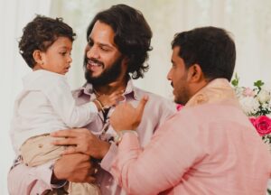 Nikhil Kumar Instagram - ಹುಣಸೂರು ವಿಧಾನಸಭಾ ಕ್ಷೇತ್ರದ ಶಾಸಕರು ಹಾಗೂ ನನ್ನ ಆತ್ಮೀಯ ಸ್ನೇಹಿತರಾದ ಜಿಟಿ ಹರೀಶ್ ಗೌಡರ ಪುತ್ರಿಯ ನಾಮಕರಣದಲ್ಲಿ ಕುಟುಂಬ ಸಮೇತರಾಗಿ ಭಾಗಿಯಾಗಿ ಮುದ್ದು ಕಂದಮ್ಮ ಗೌರಿಗೆ ಶುಭಹಾರೈಸಿದೆ.