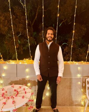 Nikhil Kumar Instagram - ಸಮಸ್ತ ಕನ್ನಡ ನಾಡಿನ ಜನತೆಗೆ ದೀಪಾವಳಿ ಹಬ್ಬದ ಶುಭಾಶಯಗಳು  Wishing you all a happy and safe Deepawali 🪔🤗
