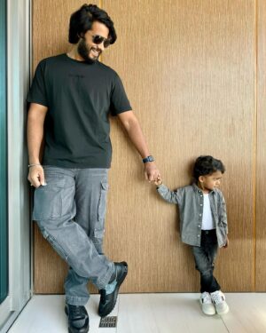 Nikhil Kumar Instagram - Twinning with junior ❤️😎