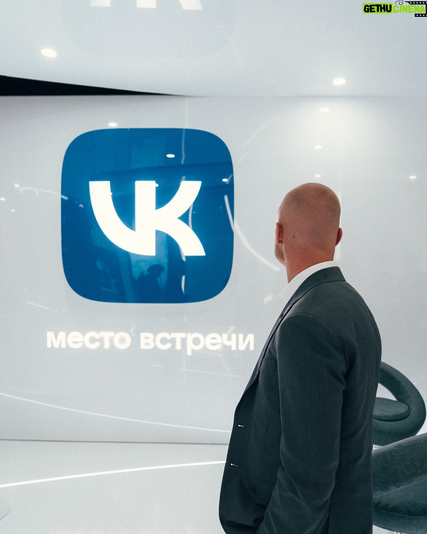 Nikita Mazepin - 11.4K Likes - Корпоративный спорт далеко не новое направление, но, на мой взгляд, сильно недооценённый инструмент, который объединяет спорт и бизнес, а также придаёт каждому из них что-то новое.
Провёл сессию на ПМЭФ о роли бизнеса в спорте, инвестициях в подобные программы и их потенциале.
Продолжаем искать новые возможности для будущих чемпионов и помогаем бизнесу взглянуть на спортивную индустрию под другим углом.