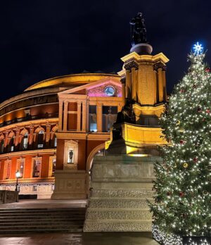 Nikita Ramsey Instagram - london you were spectacular as always 🖤 … still thinking about how magical it was watching  @thepeacheschrist perform ‘A Christmas Gaiety’ at the royal albert hall! the best!!