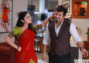 Nikitha Rajesh Instagram - Exclusive stills of @vijay7__  @iamnikithaa From the sets of Malli 

#malli