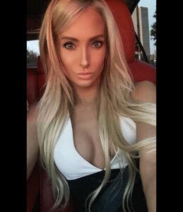 Nikki BreAnne Wells Most Liked Photos and Posts