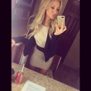 Nikki BreAnne Wells Instagram - hangin in my trailer listening to trains, gunshots, & #explosions.. almost time to shoot my scene w Bruce! #VICE #setlife #work #shooting
