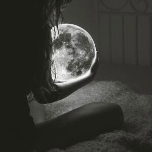 Nikki BreAnne Wells Instagram - goodnight moon