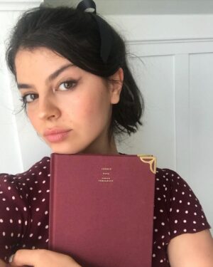 Nikki Yanofsky Instagram - Clearly not my notebook 🙃