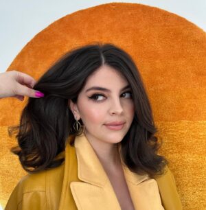 Nikki Yanofsky Instagram - 🌕