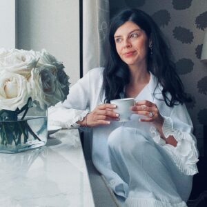 Nikki Yanofsky Instagram - Thankful for you all 🤍 and also for coffee ☕️ can’t forget about coffee. #happythanksgivng