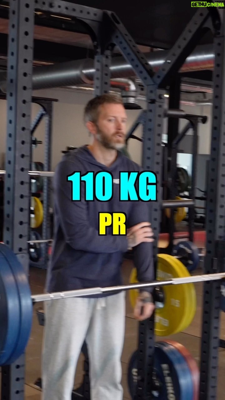 Niklas Andersson - 1.7K Likes - Mitt tidigare rekord låg på 100kg och togs för ungefär 1 år sedan. 110 gick lättare än trott, ryggen känns ingenting. Troligen för att den är väldigt van med detta.
Vill du också ha en stark och tålig rygg, anmäl dig till Ryggakademin 💪 vi startar 25e september. Skriv en kommentar eller skicka ett meddelande till mig så hjälper jag dig👍
