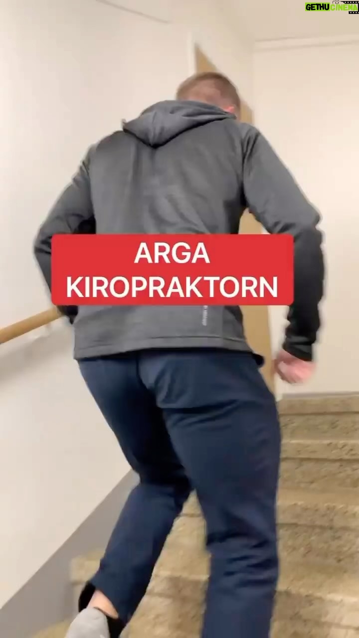 Niklas Andersson - 1.7K Likes - Det är fredag, så vi kör en repris av ”Arga kiropraktorn” detta är ju då på skoj, det tragiska dock är att sånna här typer existerar, säger sånna här skeva saker och sätter onödig oro i folk.