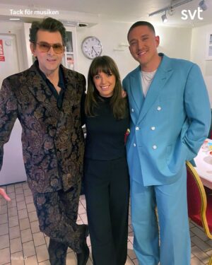Niklas Strömstedt Instagram - När solen gått ner sådär vid 21.00 så slår man på SVT 1 där @dannysaucedo dansar in i Tack för musiken. Dessutom gästas vi av den vansinnigt begåvade @amandaginsburgs . Man kan också givetvis redan nu se allt detta på SVT Play.