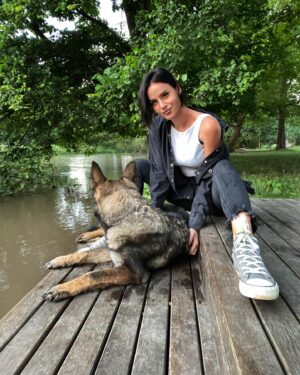 Nikola Donéová Instagram - Moje láska navždy. Chybíš mi, Wendy.