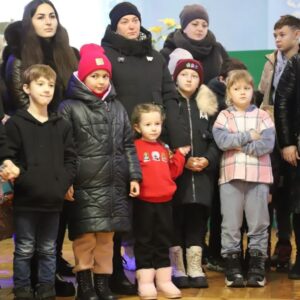 Nikolay Serga Instagram - На День Святого Миколая за допомогою фонду @lesia_ua_foundation закупили для дітей загиблих героїв @59_ompbr 360 комплектів тритомників «100 українських казок» від а-ба-ба-га-ла-ма-га. 

 Радянська влада цензурувала казки, які читали діти в радянському союзі, для того, щоб цінності формувалися в згоді з «методичкою». А завдяки таким збіркам українських казок ми можемо зазирнути в надра нашої культури. І наші діти мають ціннісно формуватися і складати свої уявлення про добро і зло, опираючись при цьому на першоджерела.