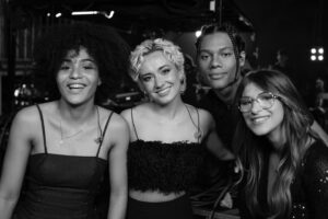 Nikos Aliagas Instagram - #Paris Quelques images prises « à la sauvette » lors de cette soirée inoubliable des chanteurs de la @staracademytf1 sur la scène de @accor_arena Des bonnes ondes, des sourires, des larmes, un public dingue et surtout le joie d’être ensemble. Bravo à tous! (Et merci pour l’invit😉). Continuez bien les amis ! #instanikos