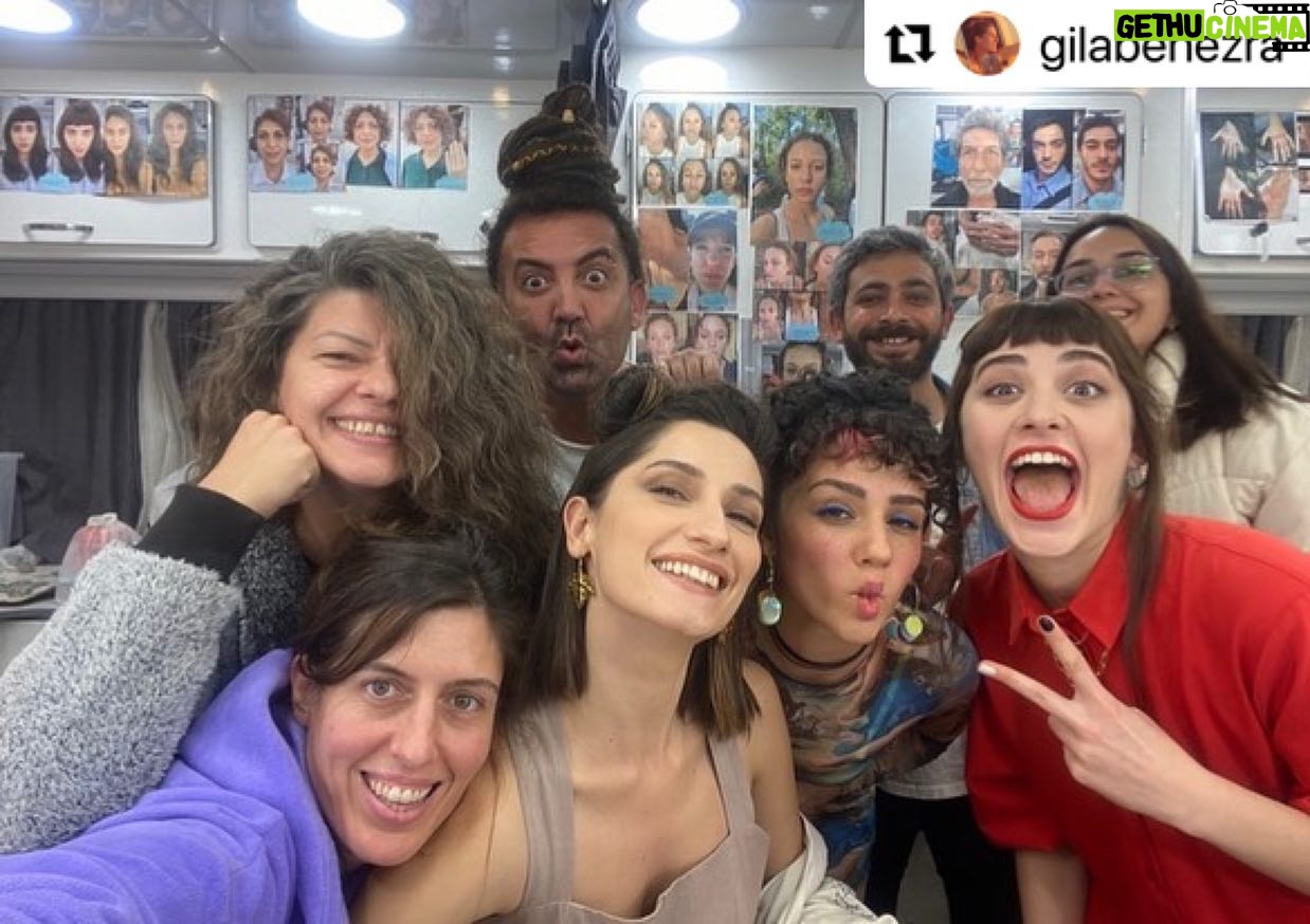 Nilay Erdönmez - 1.6K Likes - Böyle karavan böyleee karanlık sabahlar görülmedii🥲🫶🏻♥️🌹🫵🏻
#Repost @gilabenezra with @use.repost
・・・
Şahmaran’ın kızları @nilayerdonmez @nilsudealbayrak @berfuhalisdemir @serenayss @elifnurkerkuk @yuliya_gushul @makeupyeliz @sahmarannetflixofficial @netflixturkiye
