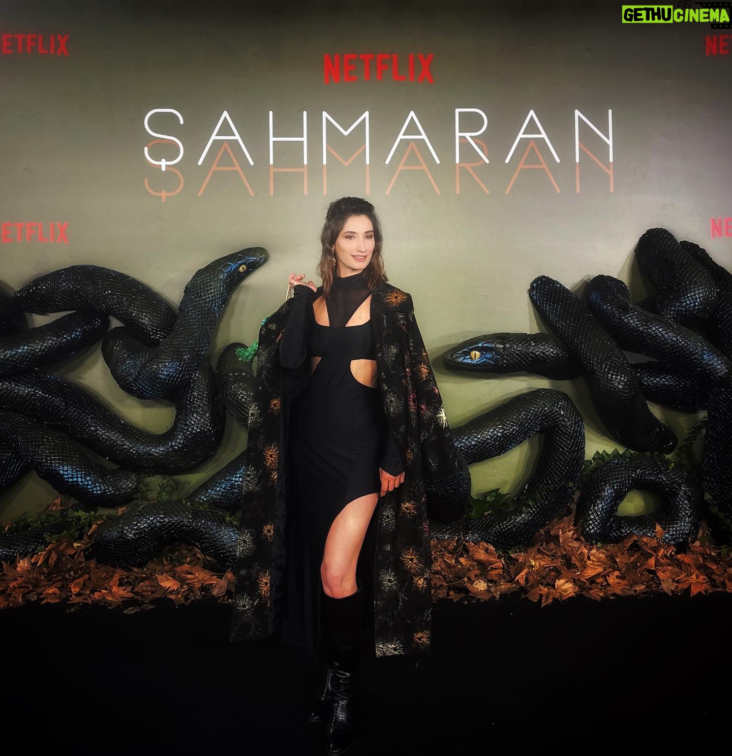 Nilay Erdönmez - 1.6K Likes - Tısssss🐍
@netflixturkiye
“Şahmaran”
❤️🔥
@matinberenjian @mr.omerozcan @_seydaipek @bornvillain.shop @lesbebesdesign
@nimetatasoymenajerlik , teşekkürler ❤️🔥
#sahmaran #şahmaran #netflix #netflixturkiye