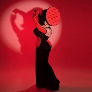 Nina West Instagram - “Ain’t no party like a cha cha party ‘cause a cha cha party goes AHHHHHH!” @rupaulofficial & @absoto 🔴⚫️

AND YES! I DID THAT! Thank you to everyone for all of the love on this week’s runway. It feels amazing.

👗 ME!!!
🎩 @marcoswigs 
💄 @callitodeh 
📸  @jenniferlenglert