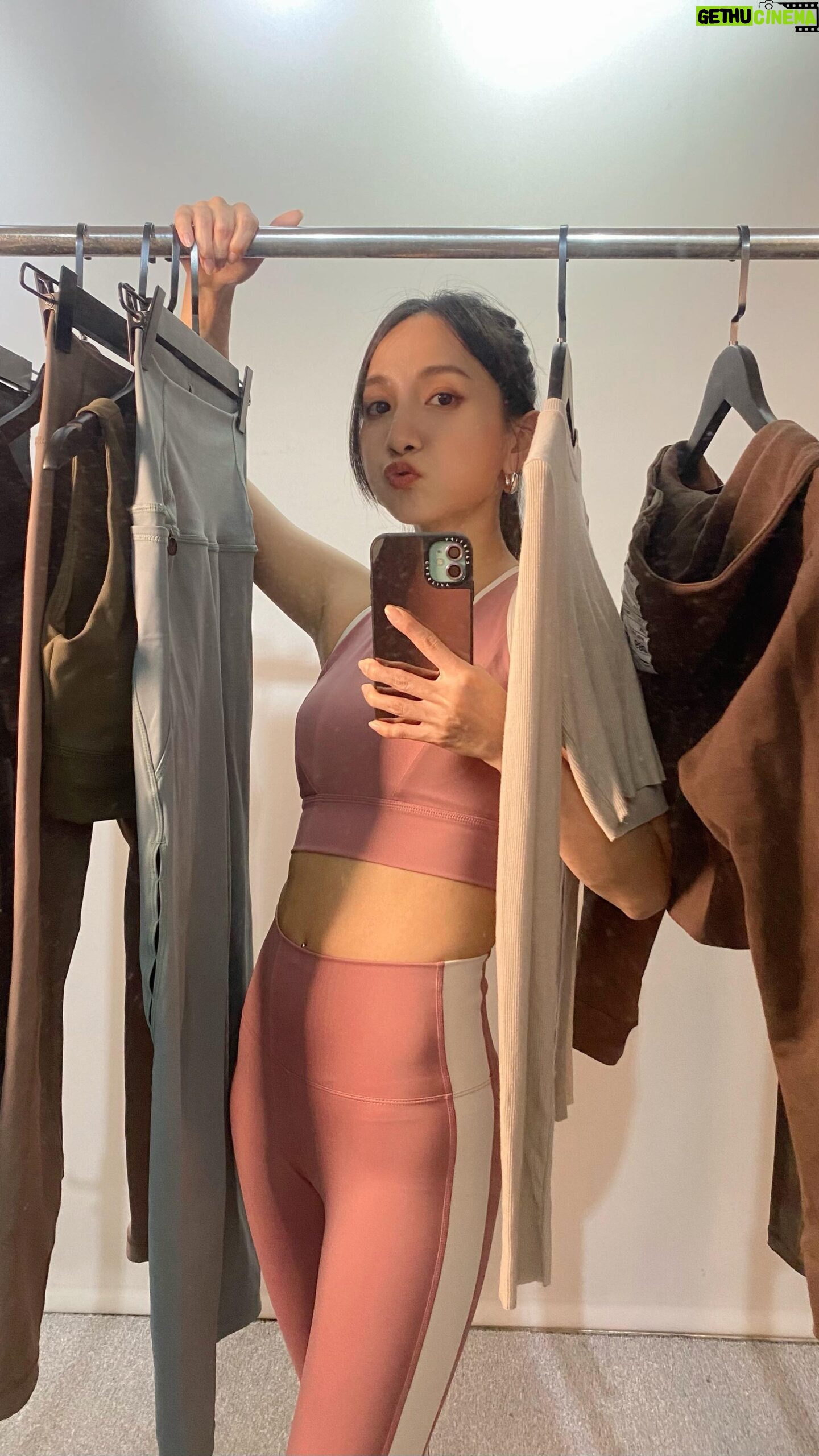 Ning Chang - 0.9K Likes - 瑜人寗的五日瑜珈穿搭🧘🏻♀️
MON: @yuyu_active
TUE: #novvy
WED: @asportofficial
TUE: @yuyu_active @macaca_official
FRI: #novvy
#瑜人寗
#邀寗一起做瑜珈
#寗寗張的不專業瑜珈小教室