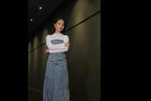 Ning Chang Instagram - 35的寗寗張🎂✨

35的前夕做著自己喜歡的事和喜歡的人們。

所以35的年=喜歡的年🧡

Special thanks 🙏

🪡 : @or.huang 
👗 : @majeparis 
💎 : @swarovski 
#swarovskiTW
👟 : @nike 
💄 : @zephon790103 
💇🏻‍♀️ : @fran_lin15 
📸 : @0uwang 

#ninghowstyle
#DWSENT
#自由試娛樂 
#一間有溫度的經紀公司
@dreamwillsee