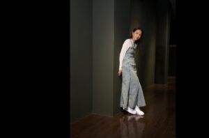 Ning Chang Instagram - 35的寗寗張🎂✨

35的前夕做著自己喜歡的事和喜歡的人們。

所以35的年=喜歡的年🧡

Special thanks 🙏

🪡 : @or.huang 
👗 : @majeparis 
💎 : @swarovski 
#swarovskiTW
👟 : @nike 
💄 : @zephon790103 
💇🏻‍♀️ : @fran_lin15 
📸 : @0uwang 

#ninghowstyle
#DWSENT
#自由試娛樂 
#一間有溫度的經紀公司
@dreamwillsee