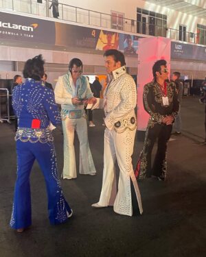 Nira Juanco Instagram - No podía perderme este primer GP de Las Vegas… @f1lasvegas