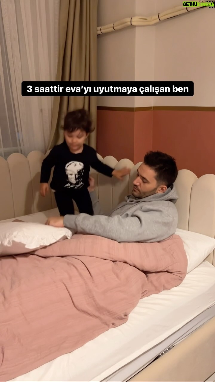 Nisan Hakan Özkan - 202.4K Likes - Gece tarifesine gece kırbacı 😒 #nisanhakan #evathequeen