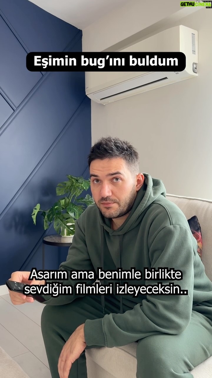 Nisan Hakan Özkan - 229.6K Likes - Güzel filmlere alerjiniz mi var hanımlar 😑😑😑