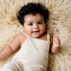 Nisha Krishnan Instagram - Happy Mother's Day !

Introducing our bundle of joy....AMAR ❤️ 

Motherhood is the beautiful journey of including another life as a part of yourself..... Love to all the amazing mothers for teaching us to love unconditionally 😘😘 

A big hug to my deareast @mommyshotsbyamrita 🤗🥰 for making our 1st photshoot with Amar such a memorable one! You are the best..! Thank you for being a big part of our memory.

Swipe➡️ to see the Brother-Sister bonding 🥹🥲🧿

#AmarGanesh
#FirstPhotoShoot 
#SamairaGanesh
#NishaGanesh
#GaneshVenkatram
#MothersDay
#HappyFamily
#lovelifelaughter