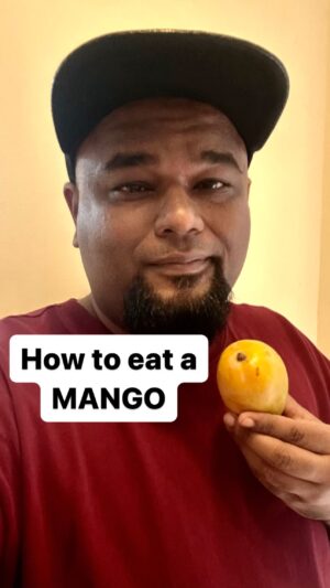 Nishant Tanwar Instagram - Aam khaane ke sirf 2 tarikey hotey hain…
#Mango #Mangoes #MangoLover #MangoSeason #Fruits