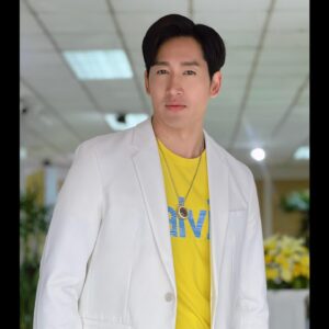 Nitidon Pomsuwan Instagram - อ่อนแอก็แพ้ไป อ่อนไหวก็ตกงาน😆🤟✨ #nikenitidonpomsuwan #nikenitidon #nike#ไนกี้นิธิดลป้อมสุวรรณ #ไนกี้นิธิดล #ไนกี้ #ไนกี้เด็กร้านแก๊ส #💛