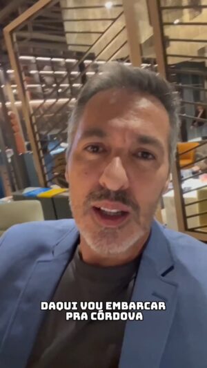 Nivaldo Prieto Instagram - Amanhã estarei com @pauloviniciuscoelho narrando o jogo entre São Paulo x Talleres pelo @paramountplusbr 
Espero vocês por lá, pra gente ver se a equipe do São Paulo faz uma estreia melhor que os times brasileiros que jogaram ontem! 

#libertadores #futebol #comentario #futebolbrasileiro #cordova #cordoba #argentina