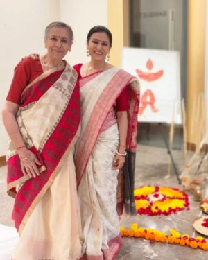 Nivedita Bhattacharya Instagram - শুভ বিজয়া
Shubh Vijaydashmi.
Happy Dussehra.

❤️🙏

#gratitude
#jaiMa
#duggadugga
#countyourblessingseveryday ❤️