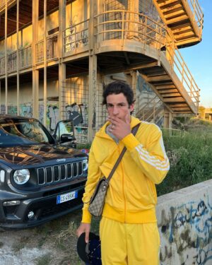 Noah Levi Instagram - tuscy boys 🇮🇹 🌵