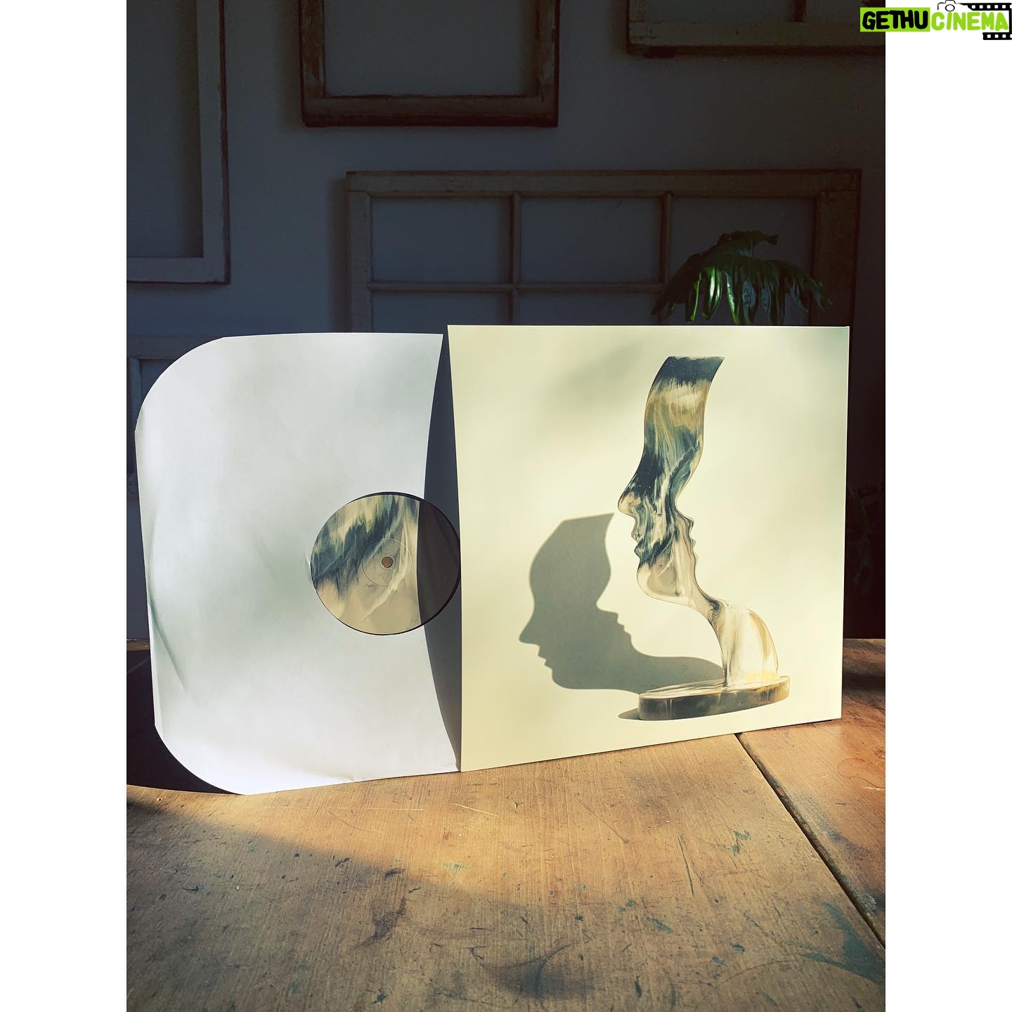 Noah Reid - 11.2K Likes - Get em before they’re gone! Gemini on vinyl and CD, available only at noahreid.com which is the name of my website.