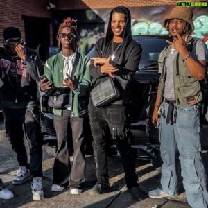 Noah Webster Instagram - this shi taken care of 🤲🏼 #YSK #SMK u watching history ina makin 💯 ain no fakin ⚡️